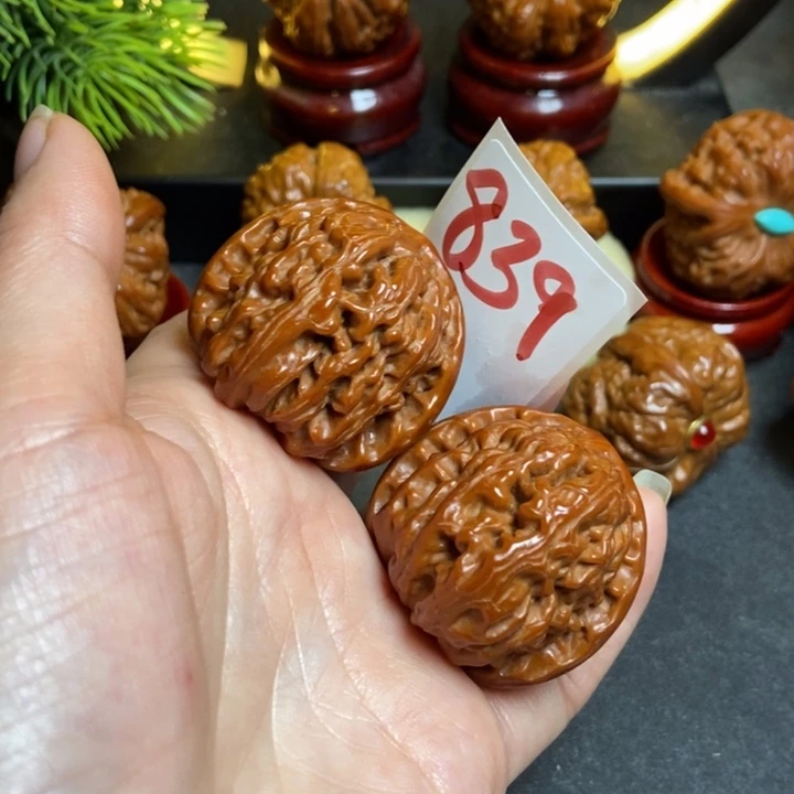 文玩核桃把件38白狮子839