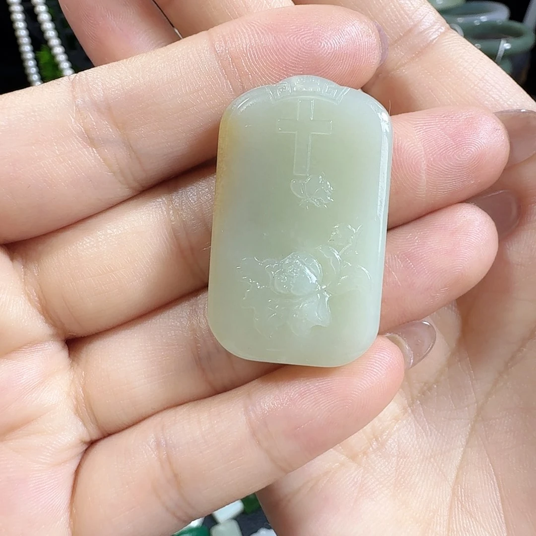 颈饰未镶嵌和田玉