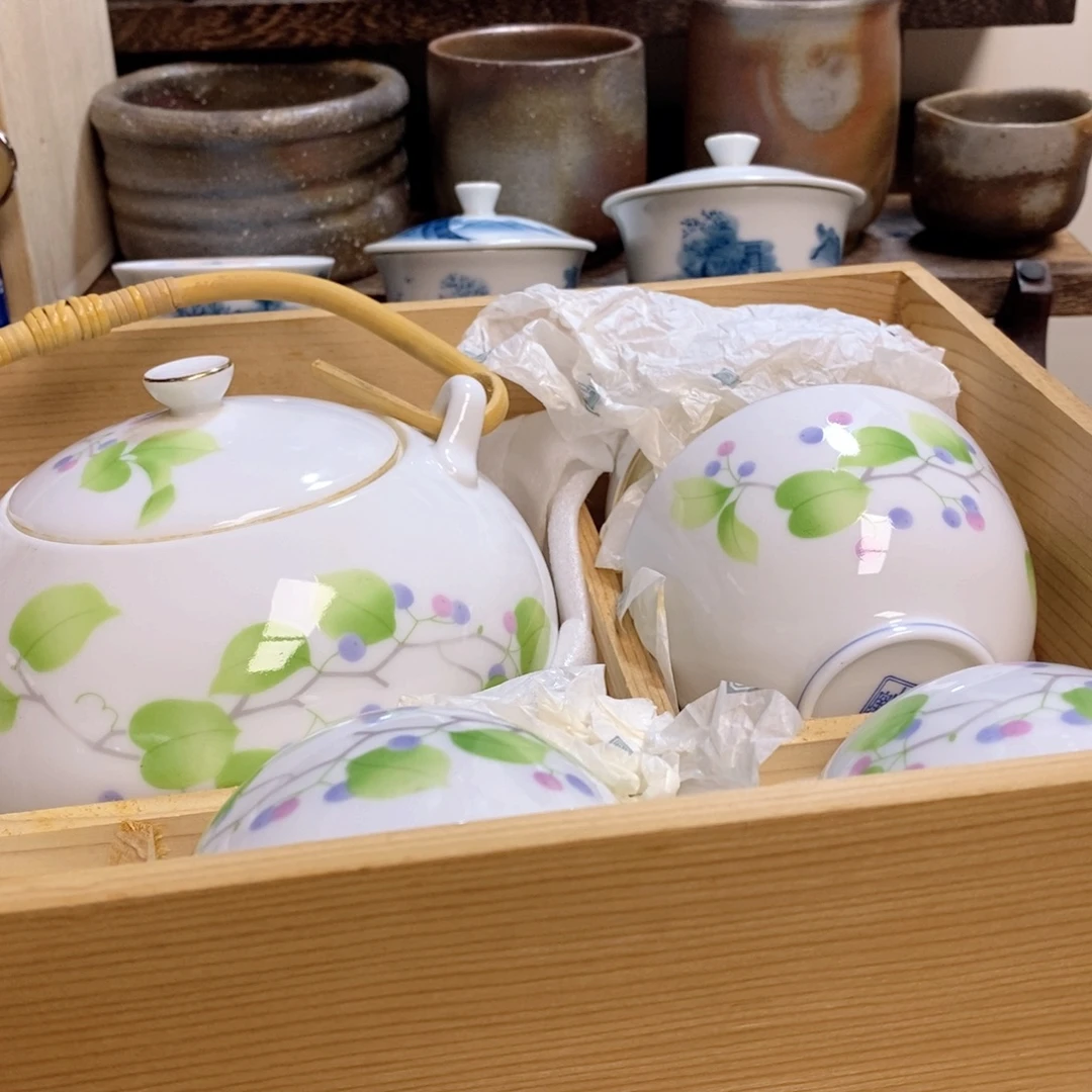 瓷片片片片片片片片片片片片