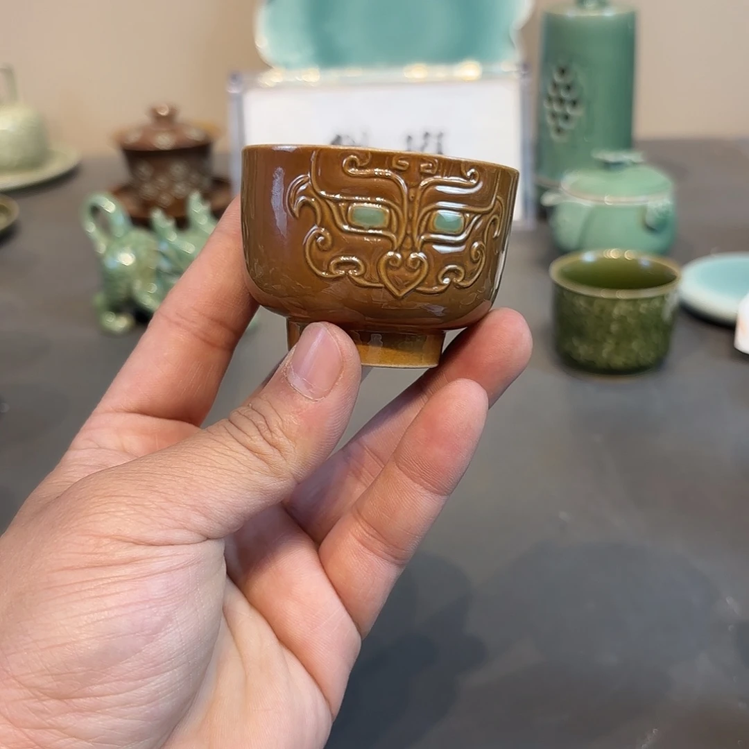 瓷片龙泉青瓷福利青瓷