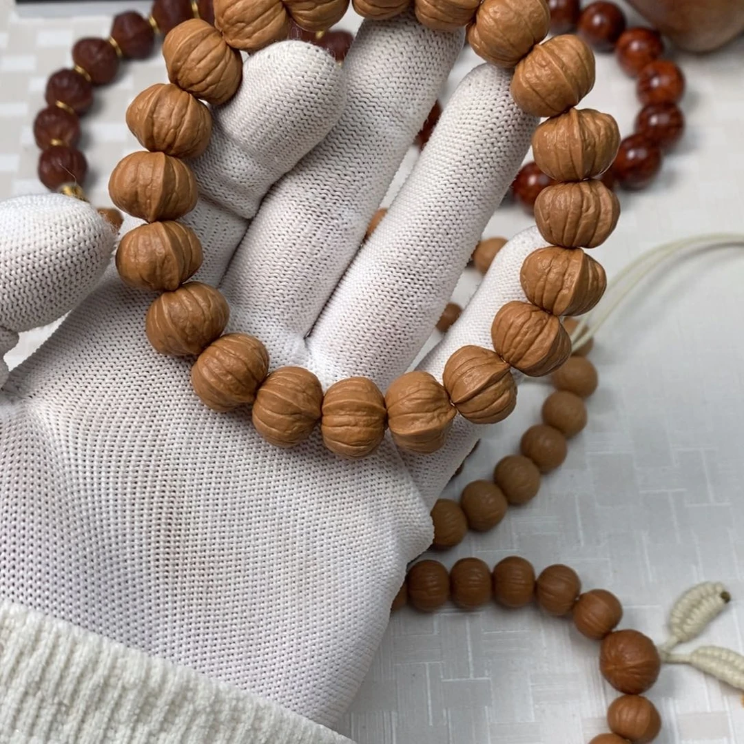 吊坠猴头核桃原皮霸王龙