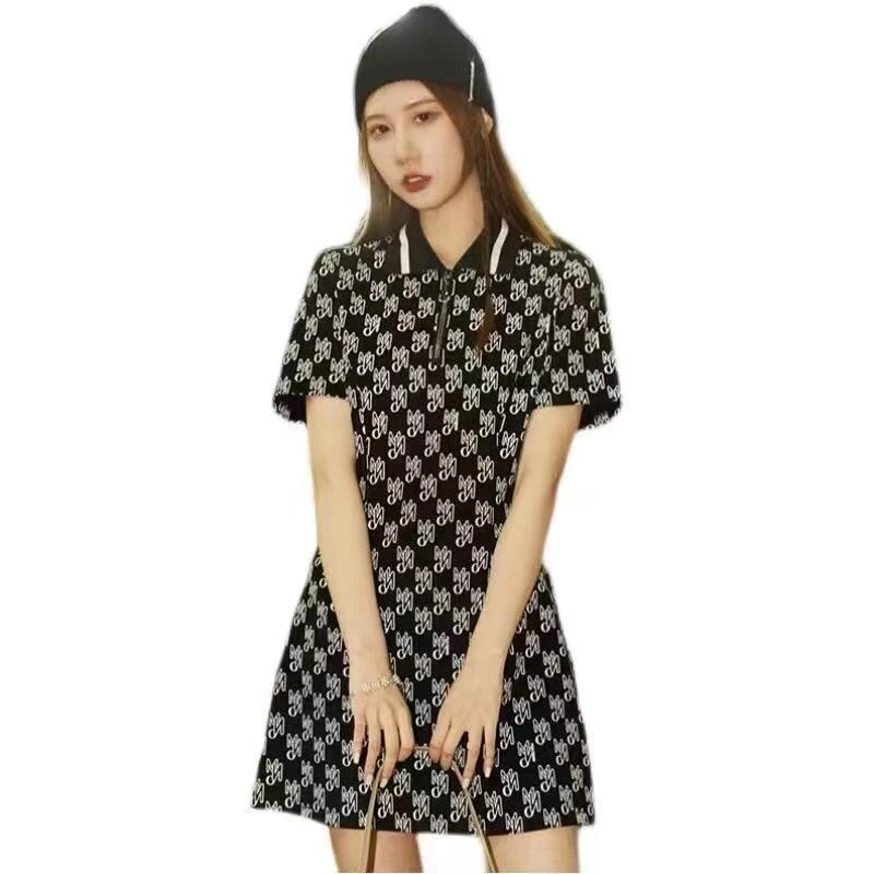 【0956】专柜正品剪标，假一罚万HJ满印POLO领连衣裙ATFAC2111C9