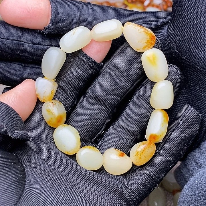 和田玉未镶嵌手链