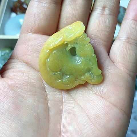 翡翠颈饰未镶嵌天然缅甸翡翠a货