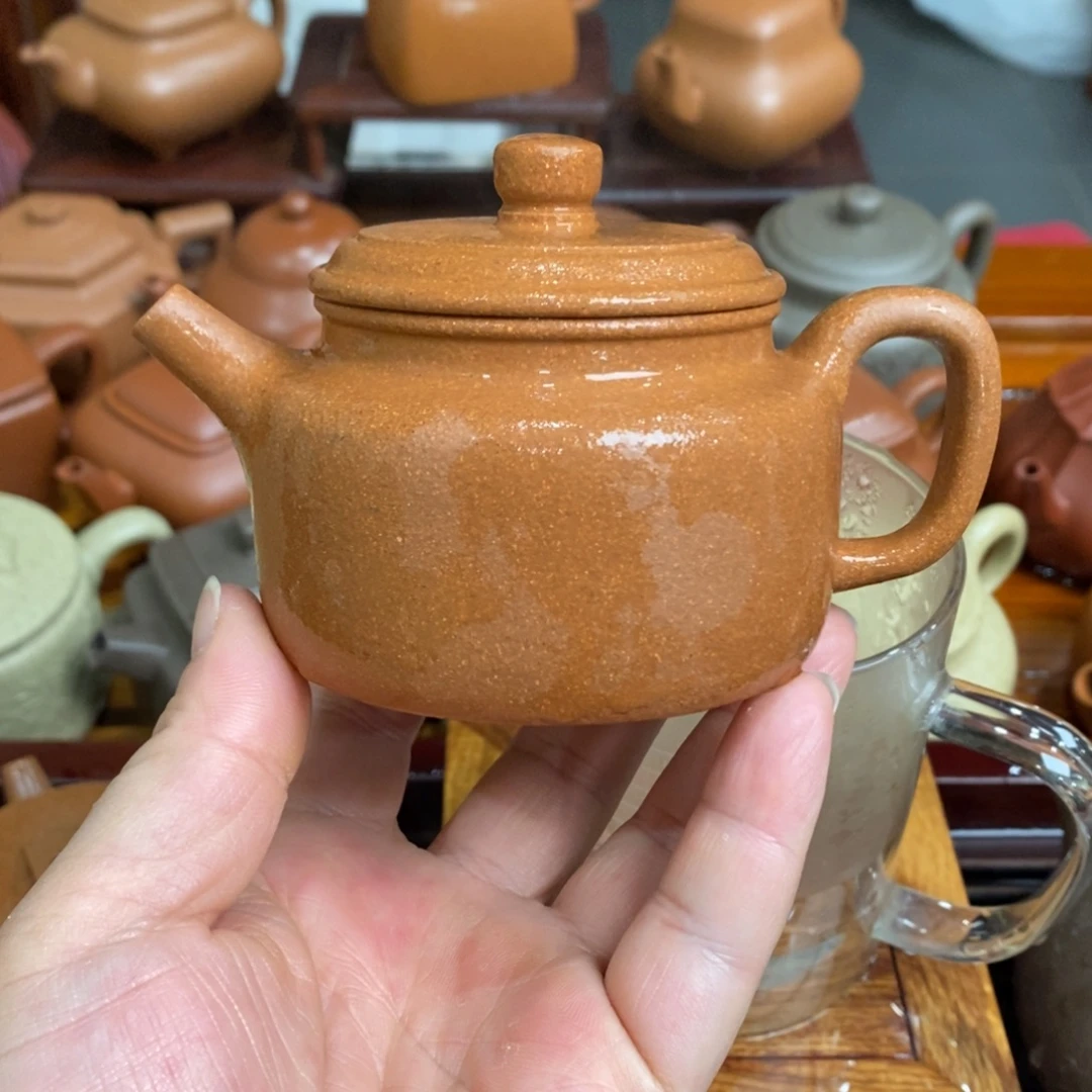 紫砂茶壶紫砂壶金降坡德中