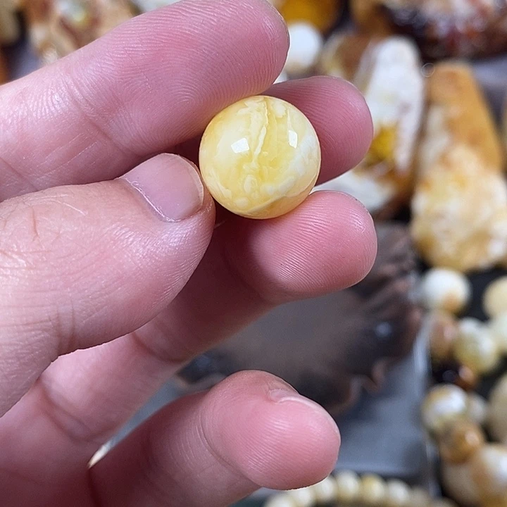 裸石琥珀未镶嵌我