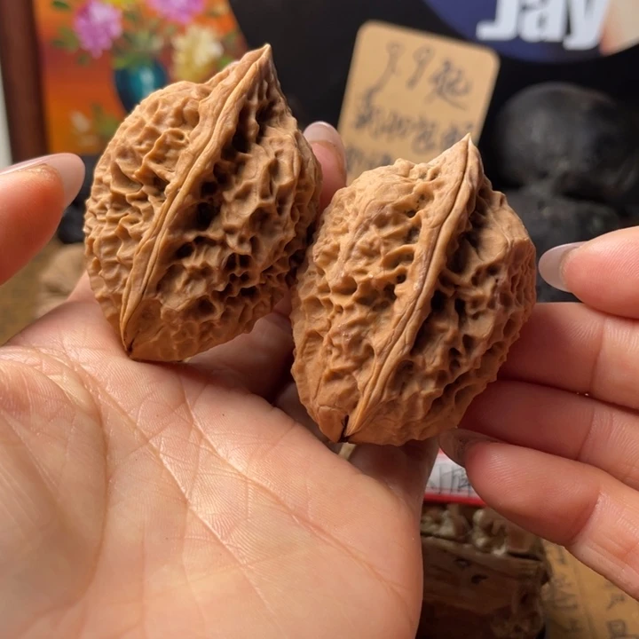 D**.40 云南铁核桃默认微瑕强迫症勿拍