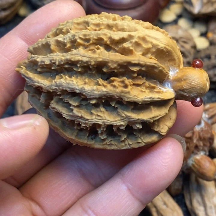文玩核桃吊坠娜姐11