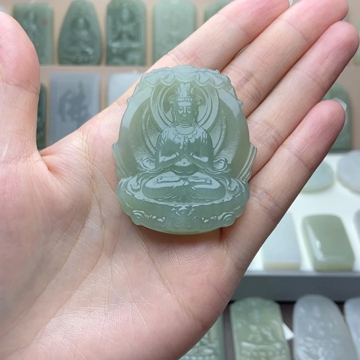 和田玉未镶嵌颈饰
