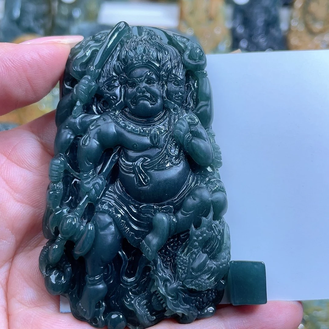 小****翡翠未镶嵌颈饰翡翠