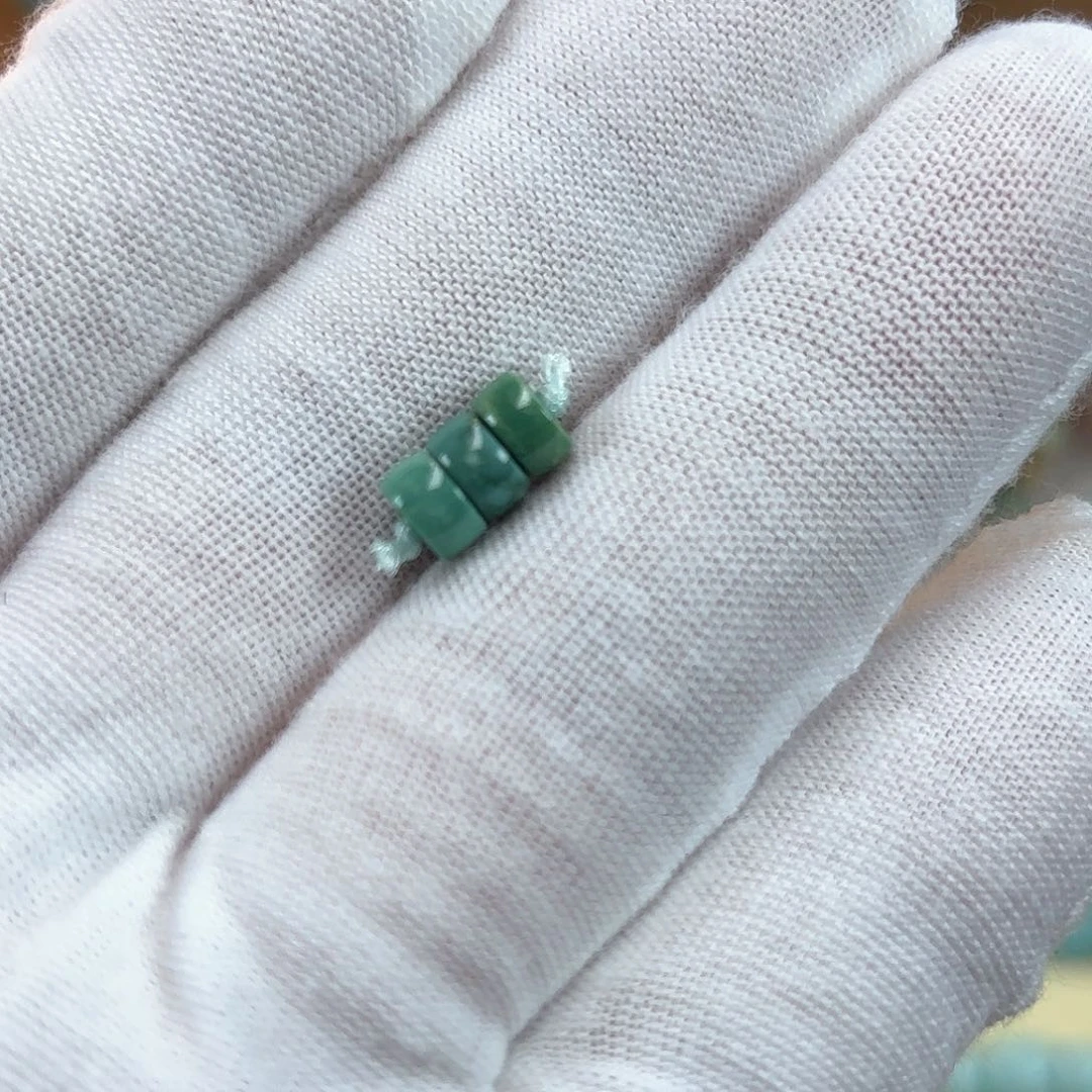 布艺绿松石直切珠 5.5mm