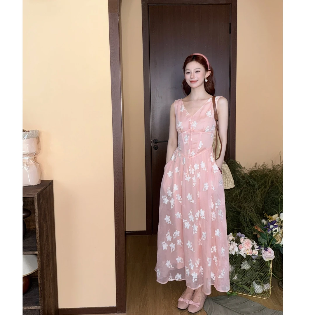 【画报少女】刺绣 气质 修身 美静粉色连衣裙XMZH7875