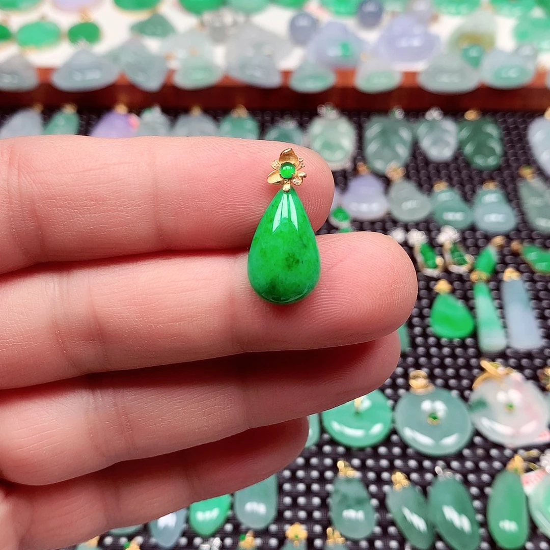 翡翠18K金镶嵌吊坠(不含链)