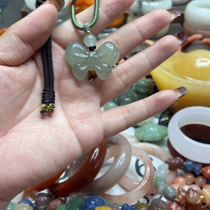 石英质玉手镯合金人***女