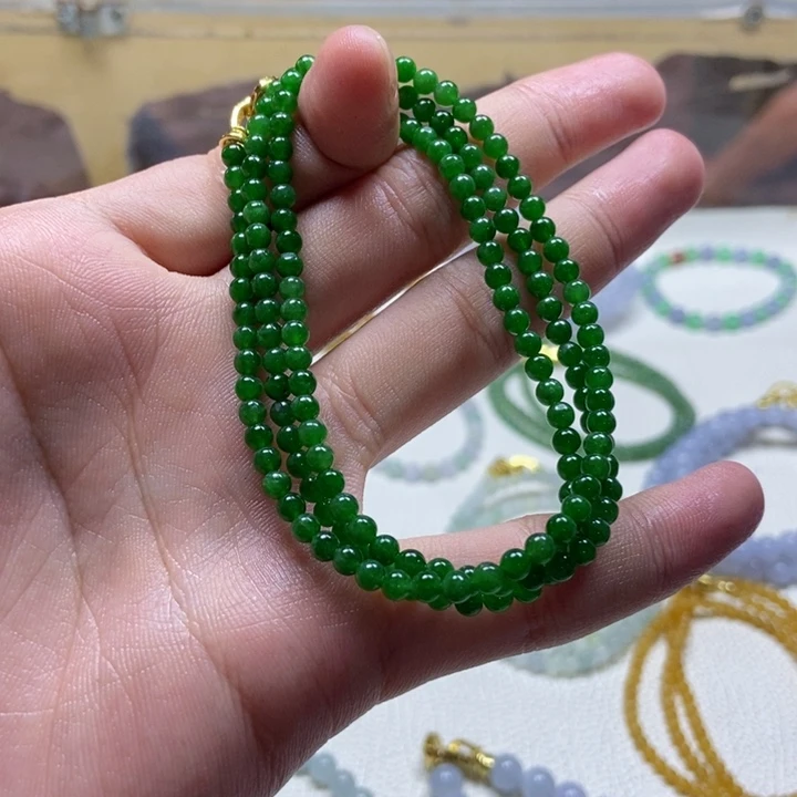 依***妈定制翡翠未镶嵌缅甸翡翠A货卡3.9。24小时鉴赏