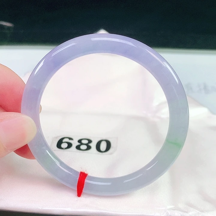翡翠未镶嵌手镯（圆镯）680