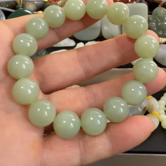 和田玉（糖玉）未镶嵌颈饰