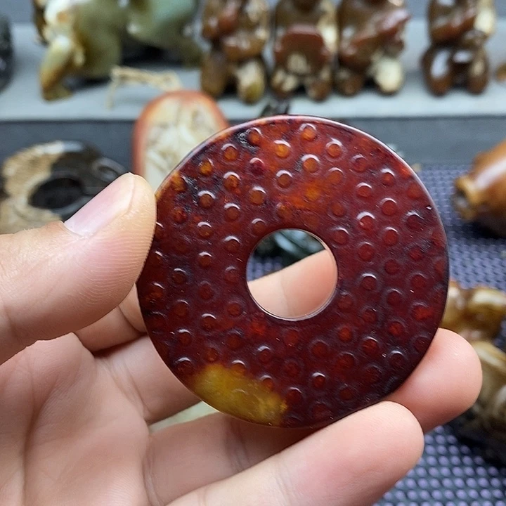 未镶嵌蛇纹石玉颈饰