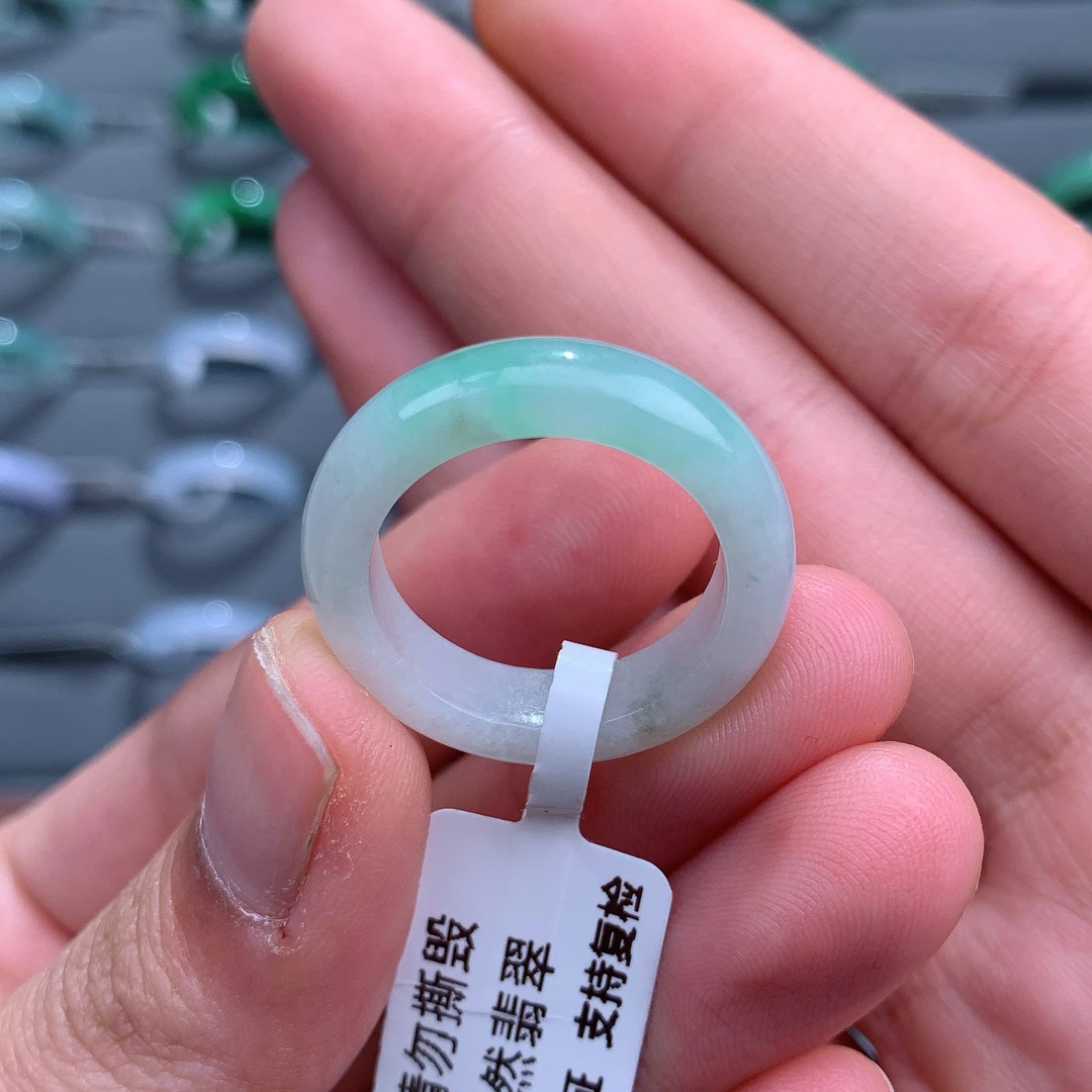 天然缅甸A货翡翠戒指17圈口95846