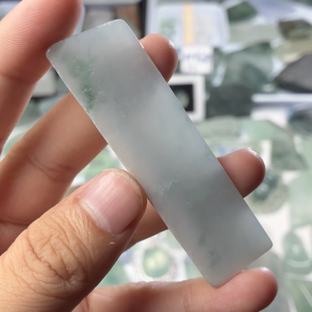 定制翡翠未镶嵌天然缅甸翡翠a货高糯化边角料