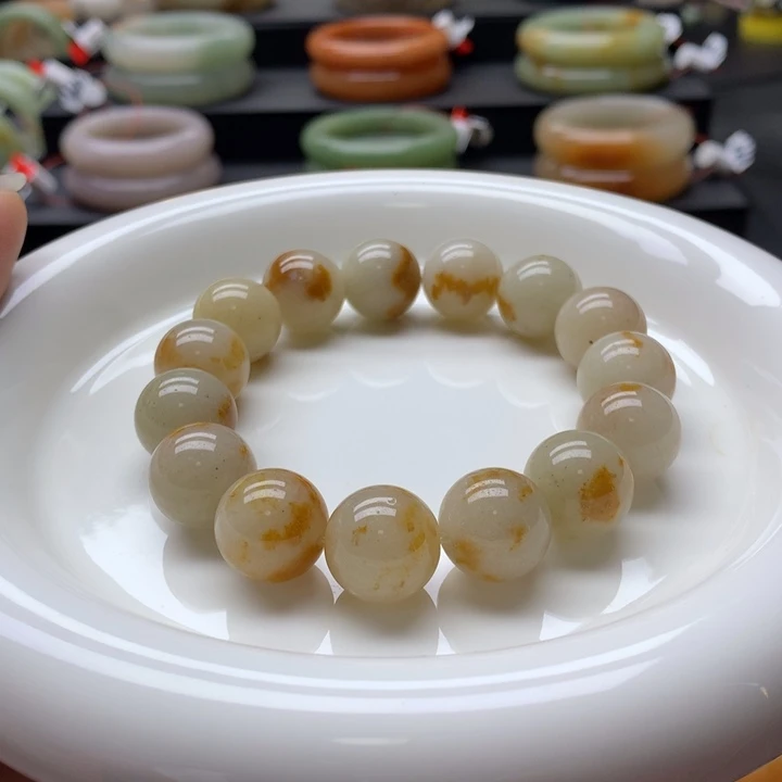 未镶嵌手镯石英岩玉