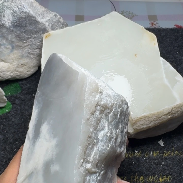 未镶嵌和田玉珠宝半成品