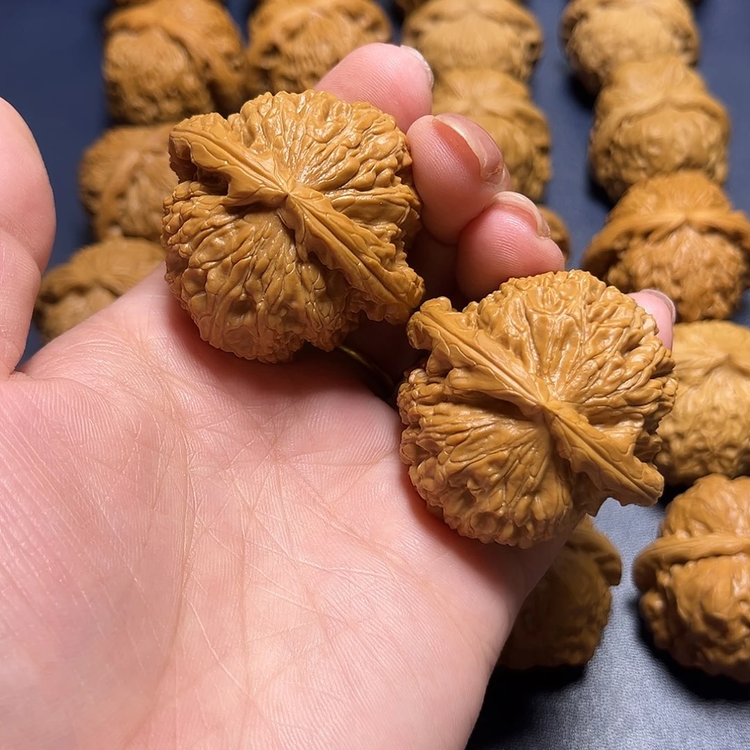 恋***0文玩核桃把件白狮子45