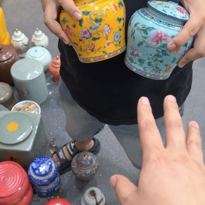 瑕疵福利品陶瓷茶叶罐介意勿拍