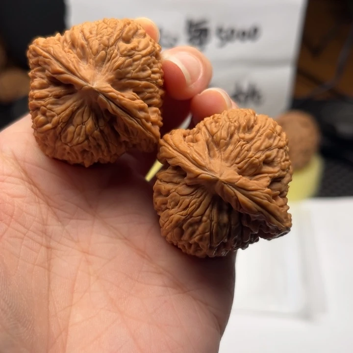 吊坠文玩核桃南疆40