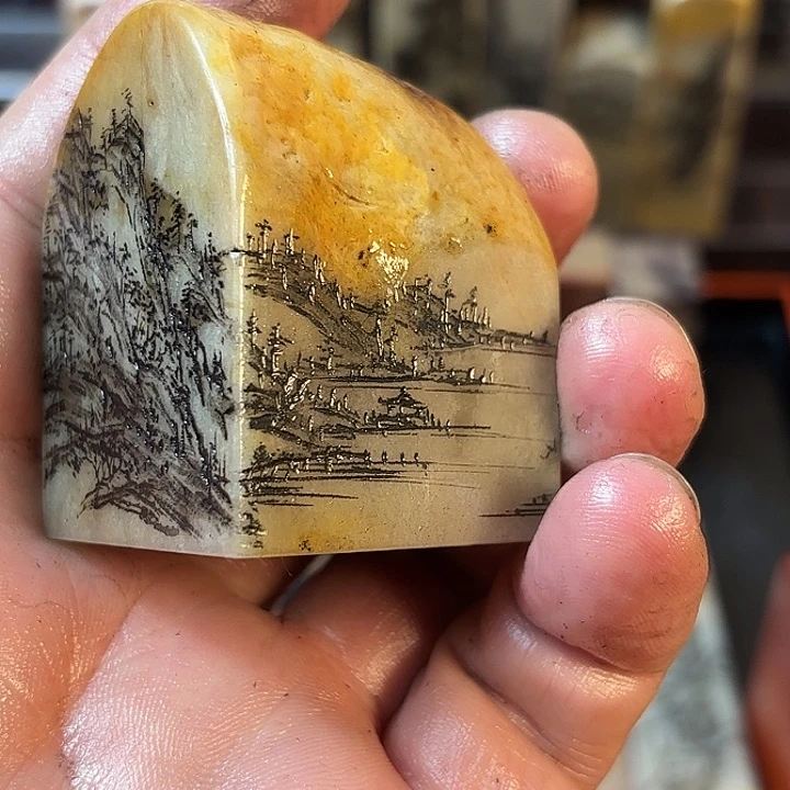 昌化石印石惊*?众磊文化竹月刻绘