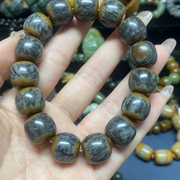 透闪石质玉珠宝奇石未镶嵌