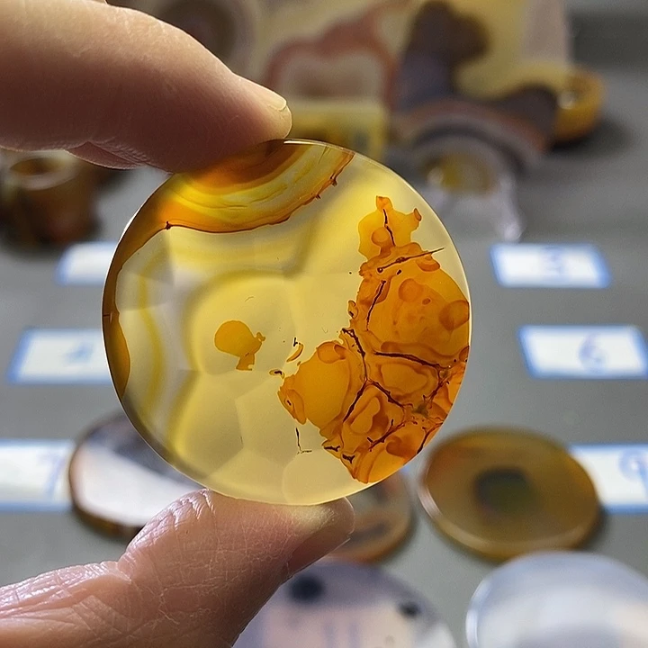 玛瑙/玉髓未镶嵌珠宝半成品12