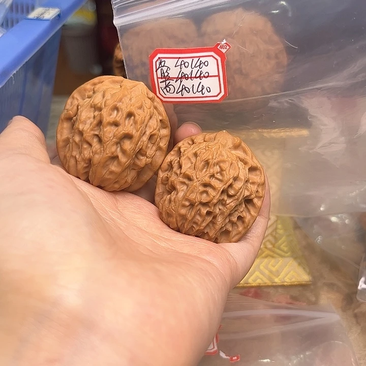 文玩核桃把件非嫁接北京