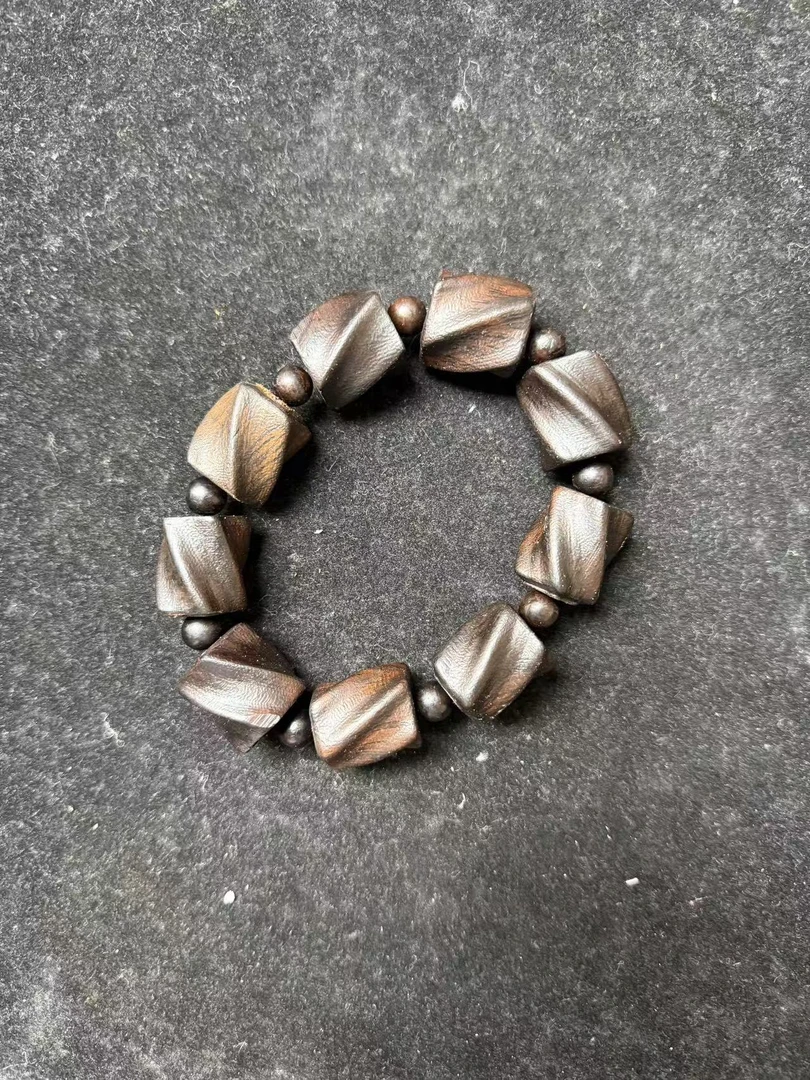 高端时尚手链r628