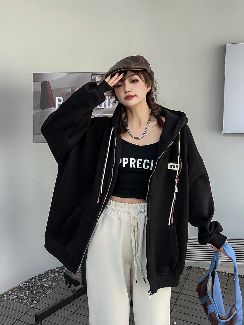 901-999衣见钟情梅子服装小店