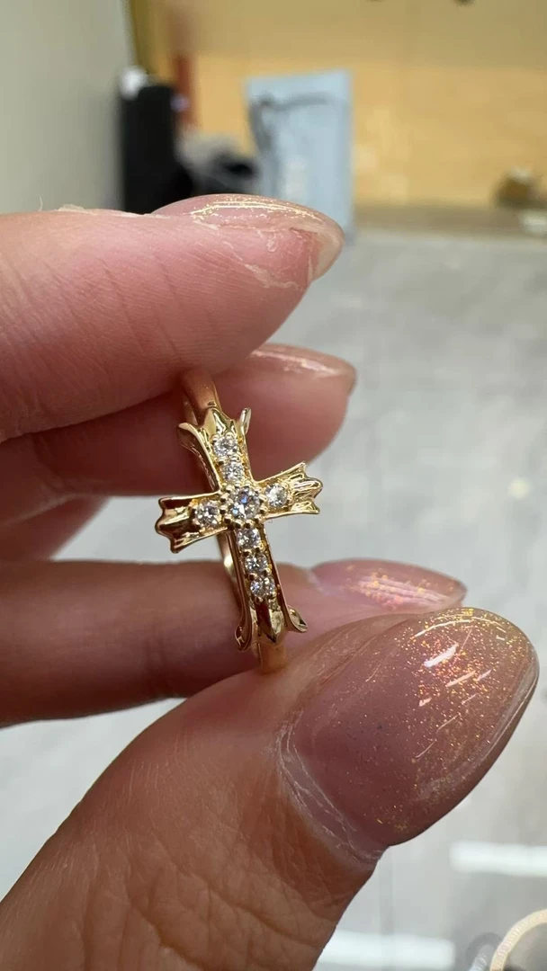 【小晗专属】克罗心十字架钻石戒指 经典素款 多样性发一 经典婚戒