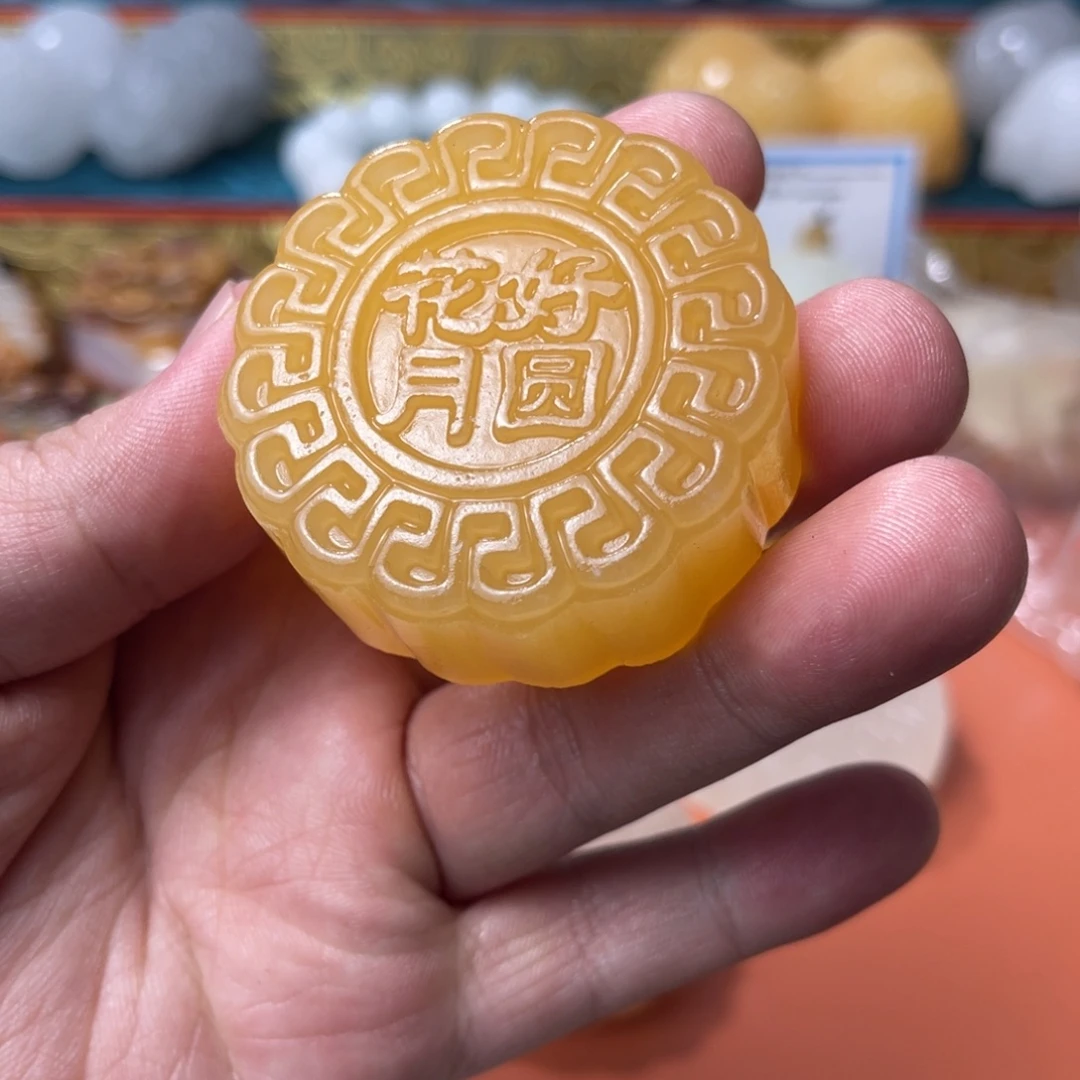 富***石材天然方解石手把件不退换