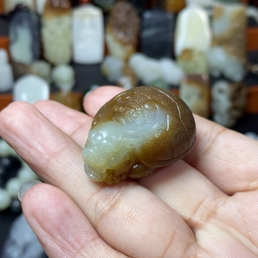 【闪购商品】颈饰未镶嵌和田玉文*斌