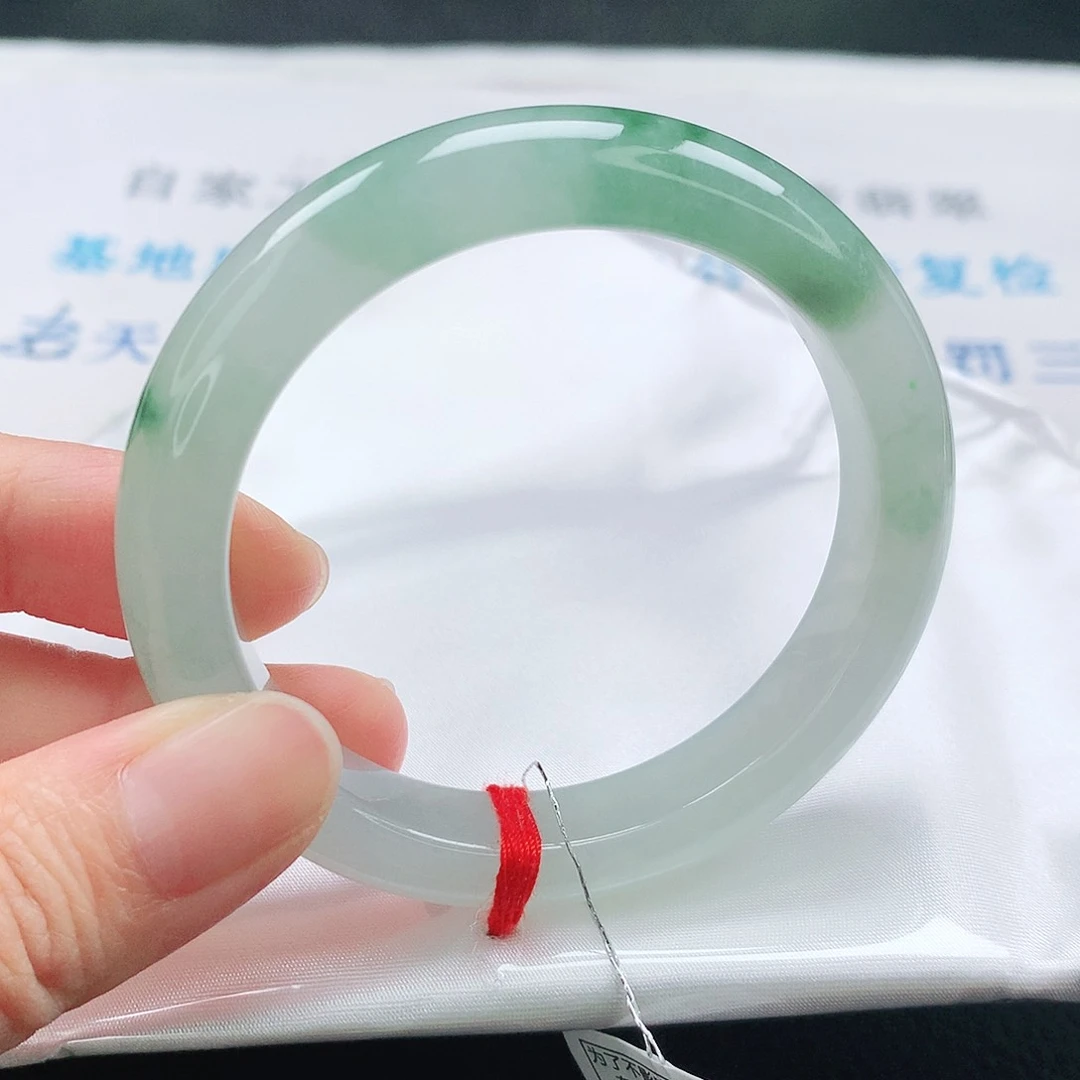 翡翠手镯未镶嵌51➕圈