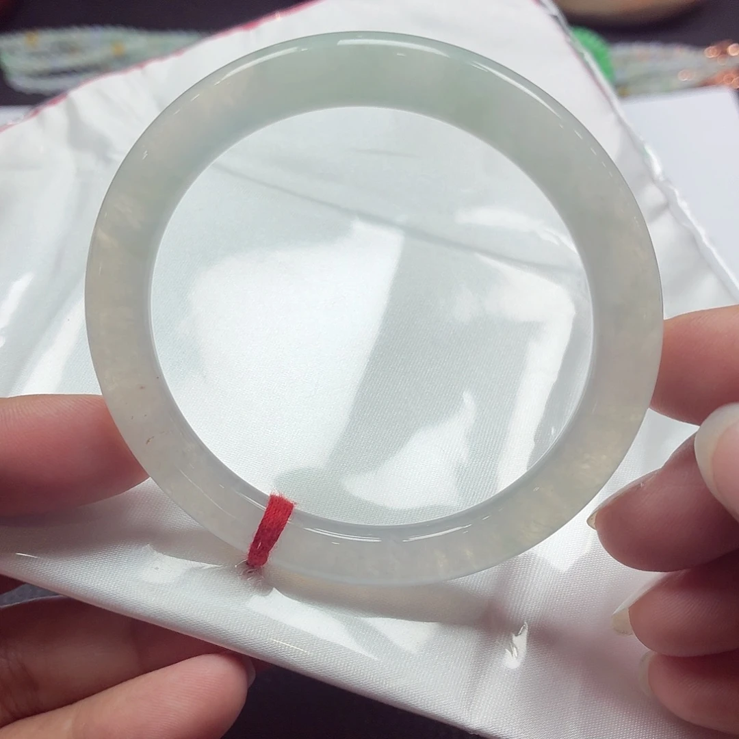 翡翠未镶嵌手镯天然缅甸A货翡翠（有包容）