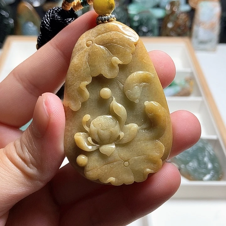 翡翠未镶嵌颈饰翡翠a货