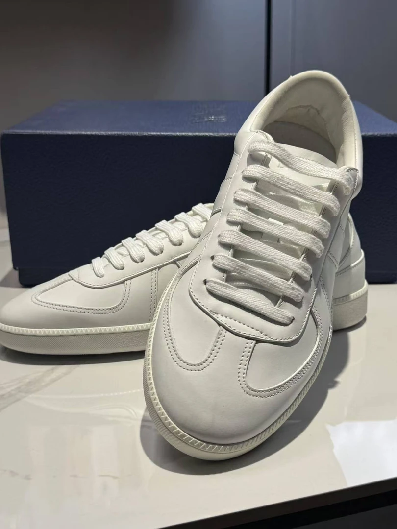 【皮皮奢品】男士休闲运动鞋 白