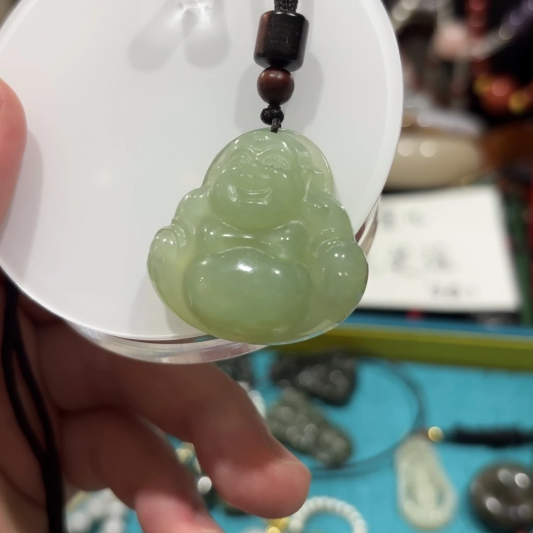 岫岩老玉（透闪石质玉）未镶嵌颈饰