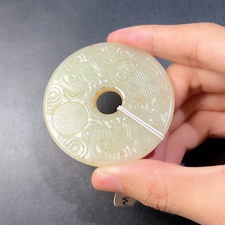 和田玉挂件未镶嵌Z**?