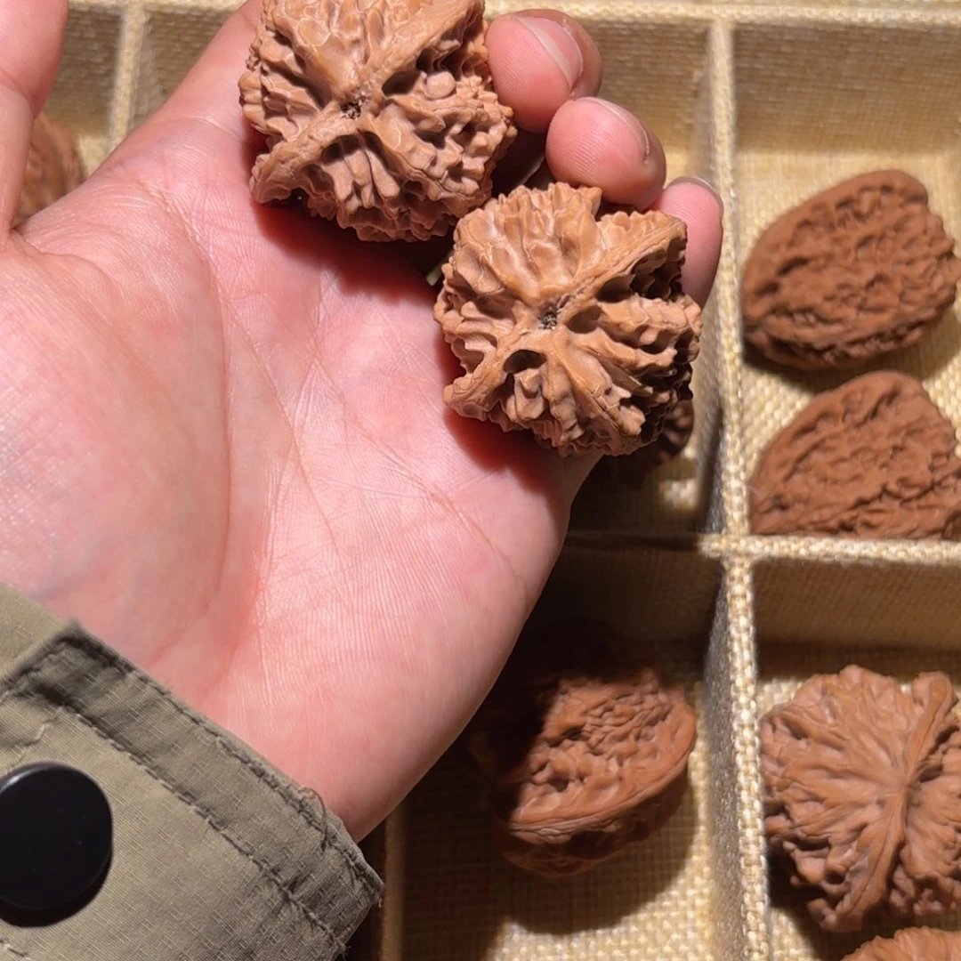 文玩核桃吊坠39毕业原状苹果园