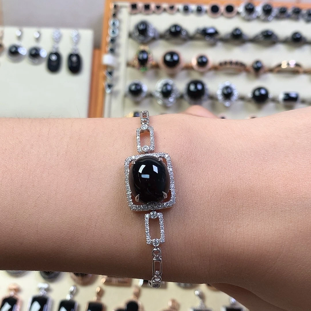 18K金镶嵌手链翡翠