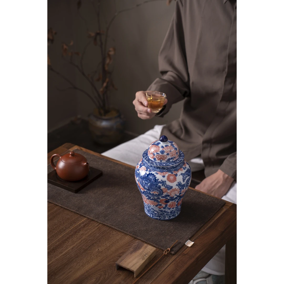 E599釉里红青花茶叶罐【祥龙】