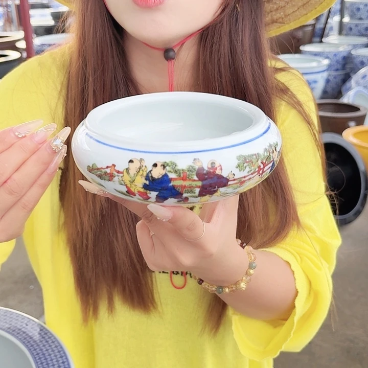 瓷片直径16厘米高5……