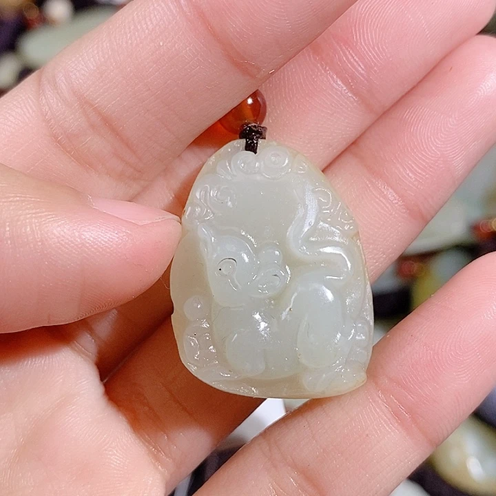 和田玉未镶嵌颈饰