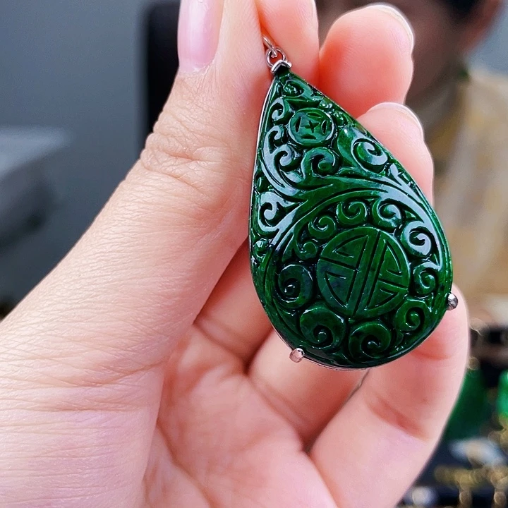 翡翠颈饰银S925镶嵌饰品